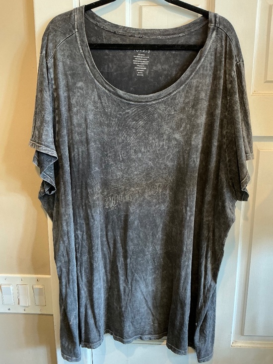torrid Tops - Torrid t shirt in plus size 4